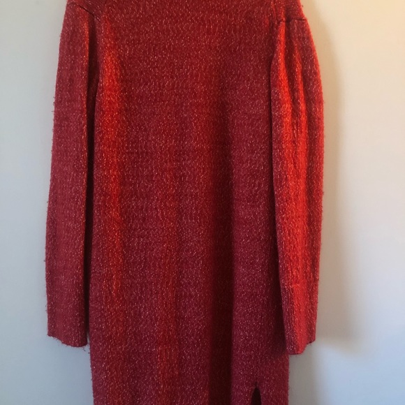 Clothes - Picture 8 of 8